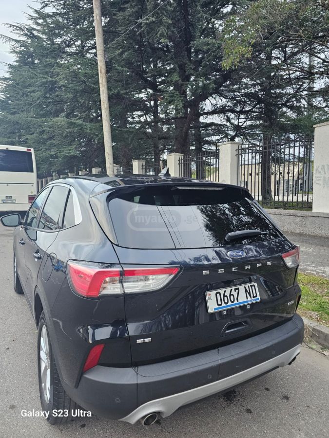 Ford Escape - фото 2
