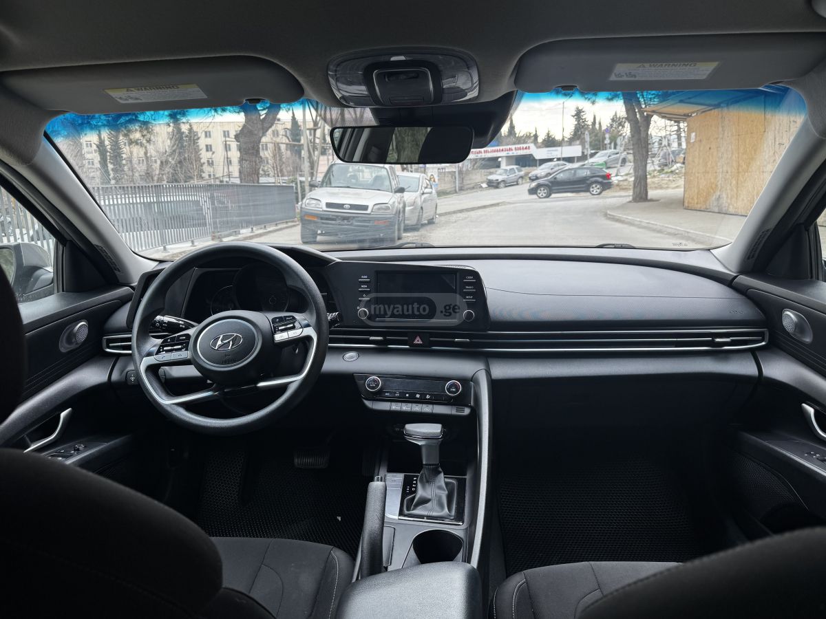 Hyundai Elantra - фото 5