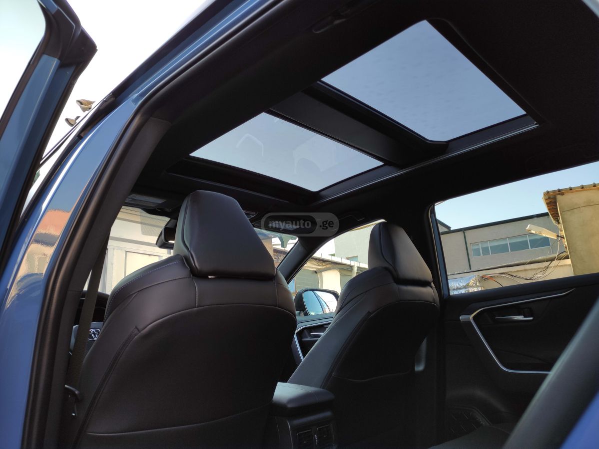 Toyota Rav 4 - фото 2