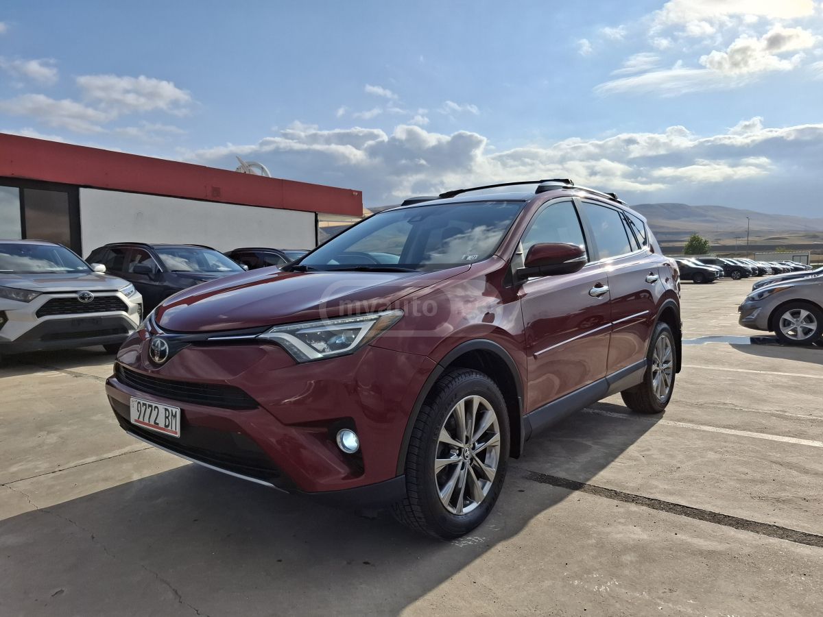 Toyota RAV 4 - фото 1