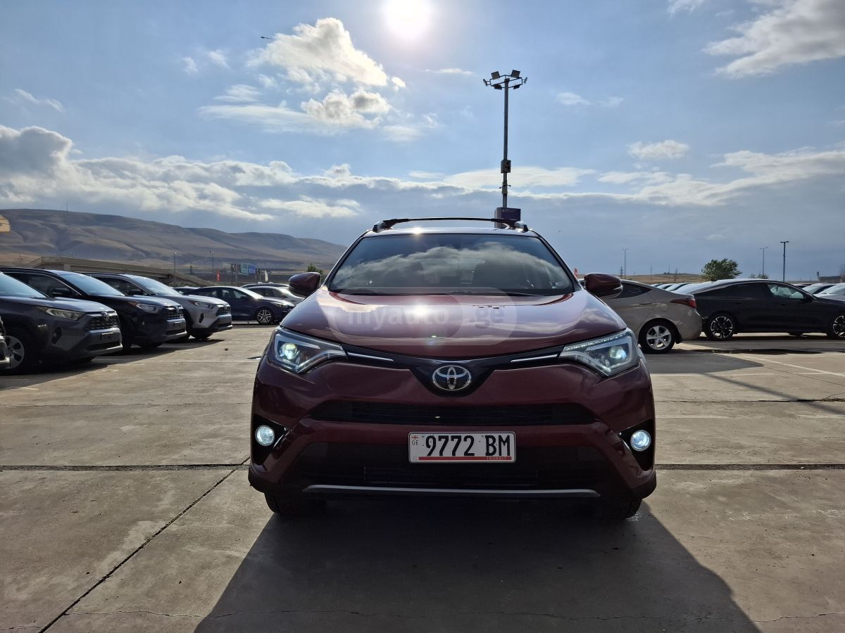 Toyota RAV 4 - фото 3