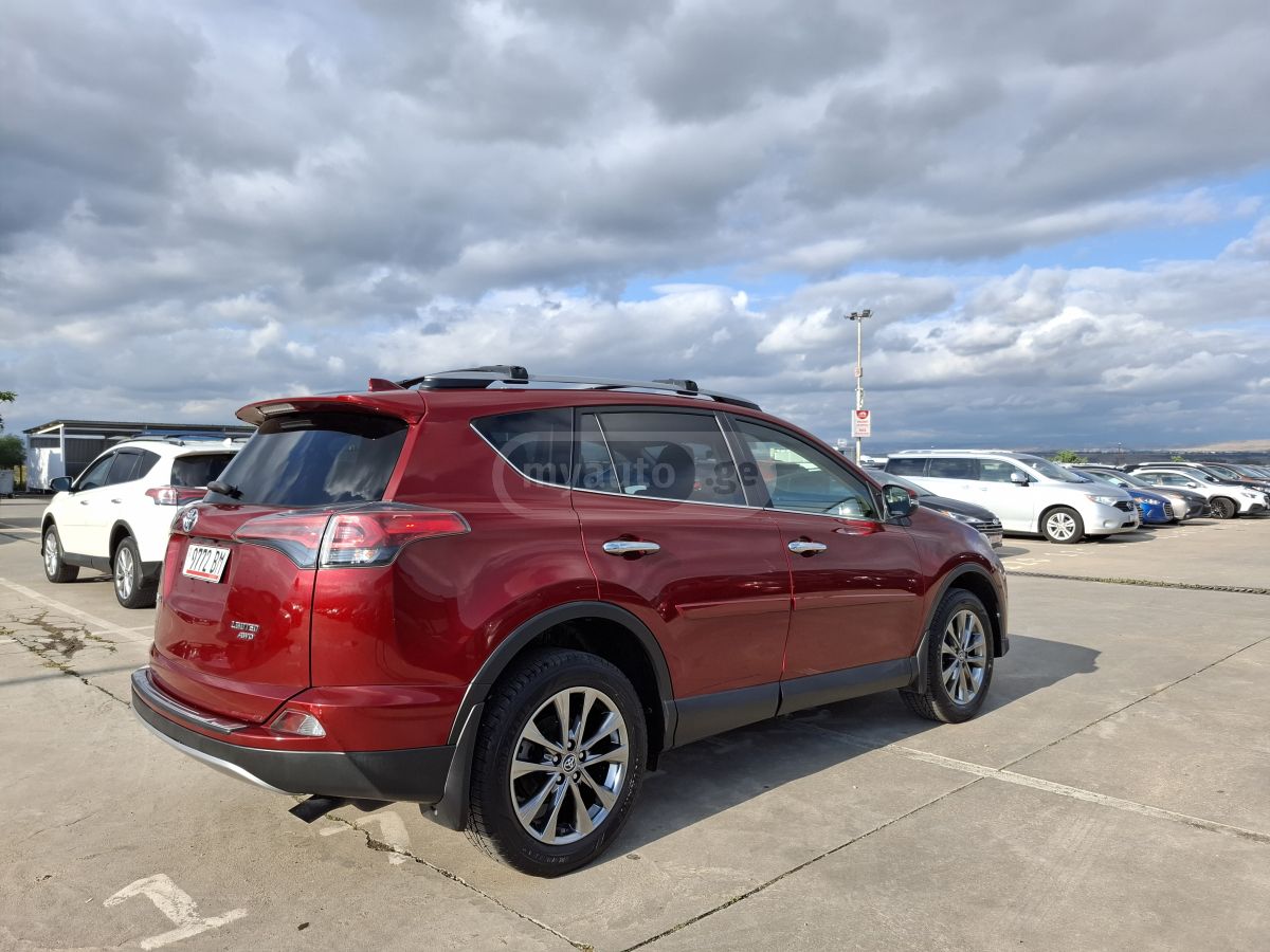Toyota RAV 4 - фото 5