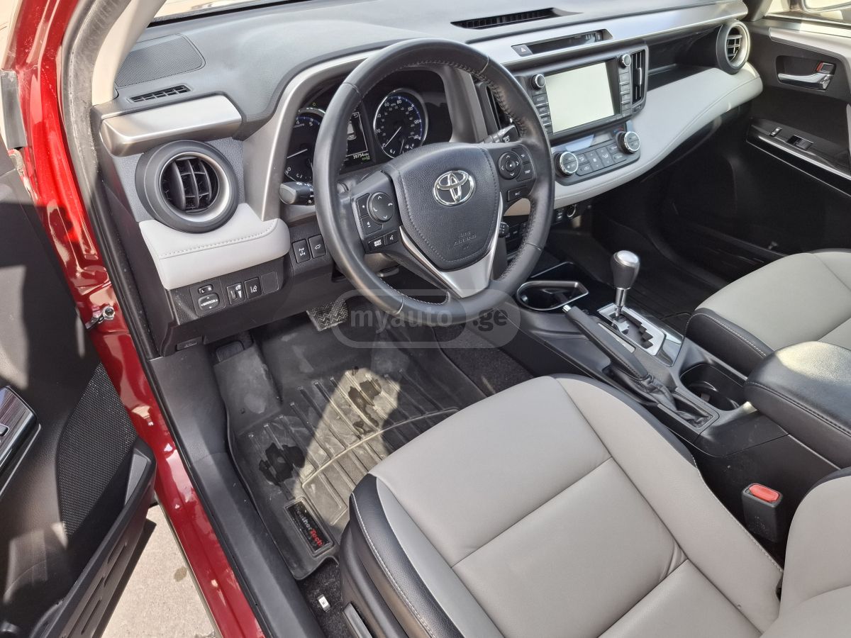 Toyota RAV 4 - фото 9