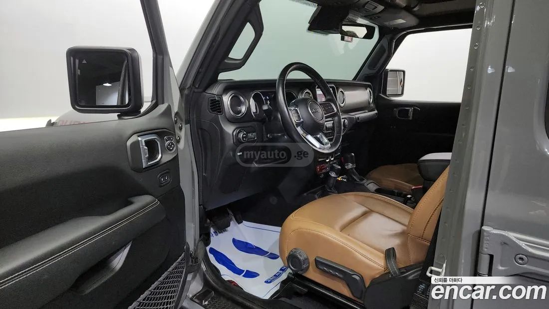 Jeep Gladiator - фото 10