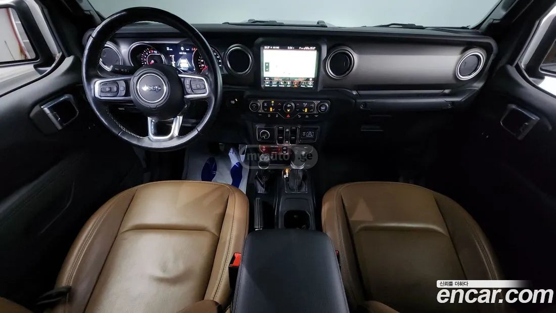 Jeep Gladiator - фото 7