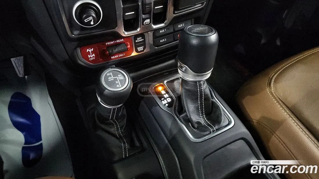 Jeep Gladiator - фото 9