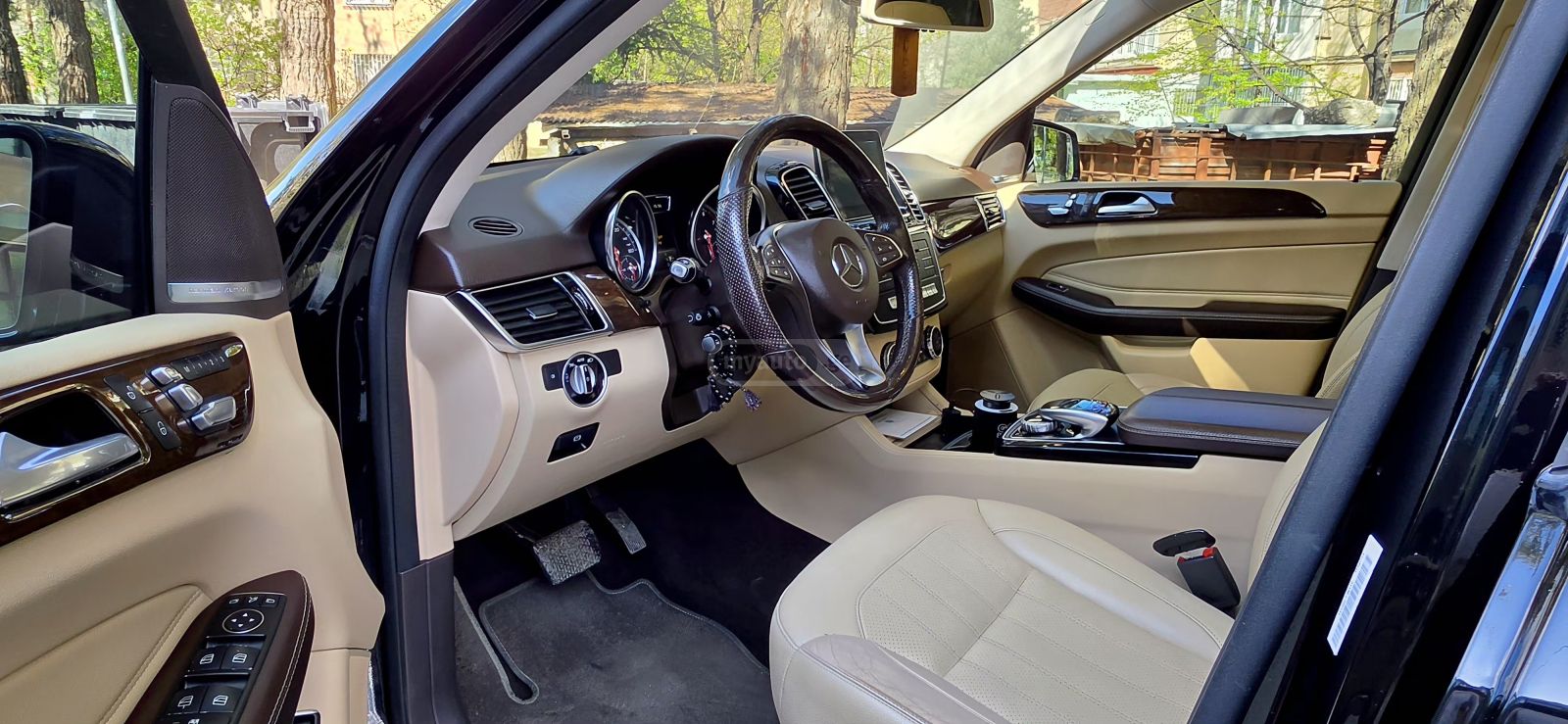 Mercedes-Benz GLE 350 - фото 11