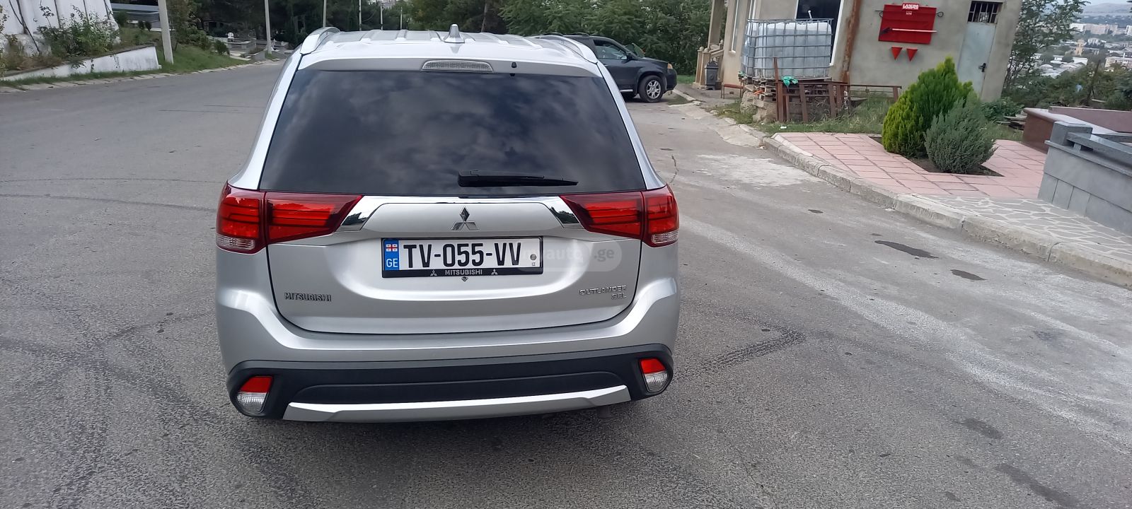 Mitsubishi Outlander - фото 11