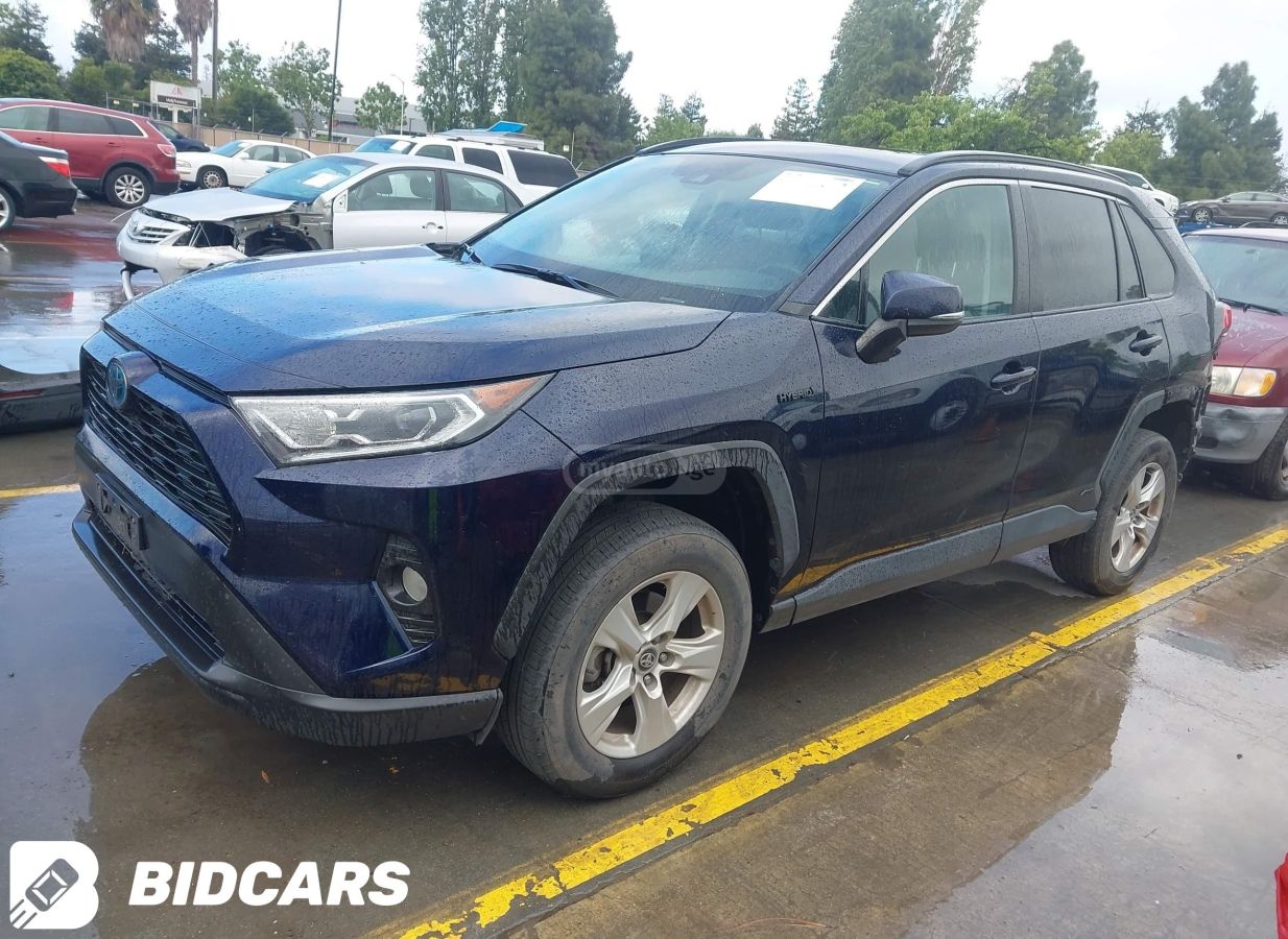 Toyota Rav 4 - фото 1