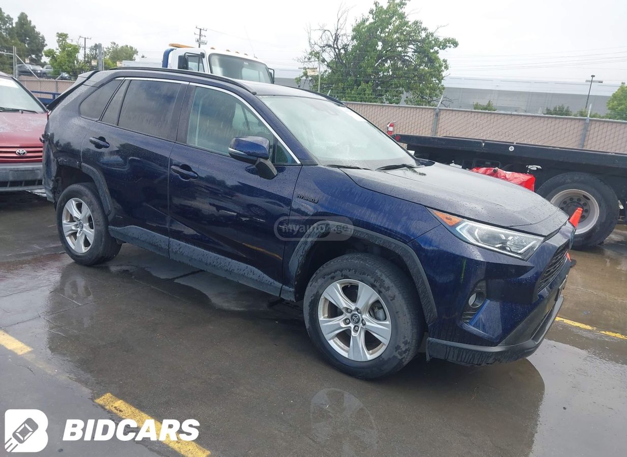 Toyota Rav 4 - фото 3