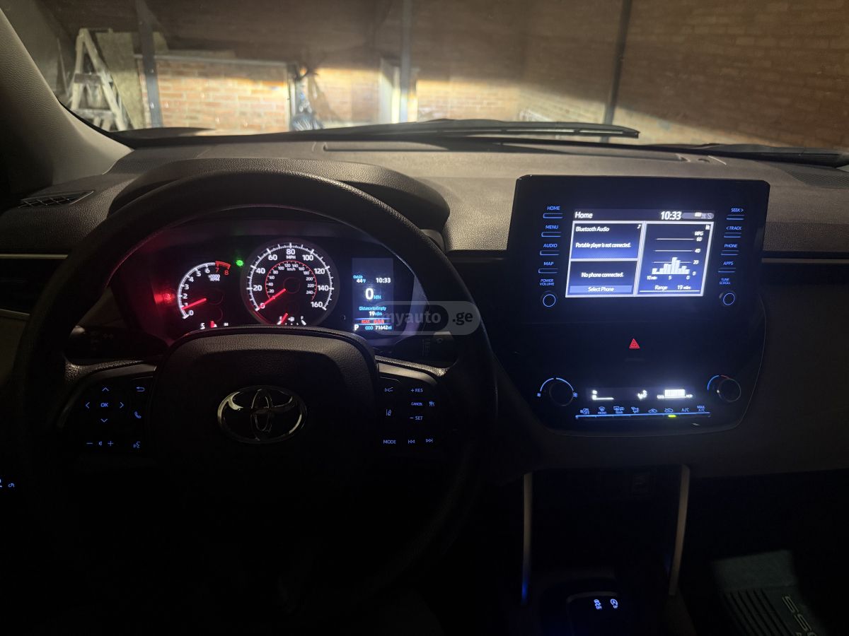 Toyota Corolla cross - фото 2