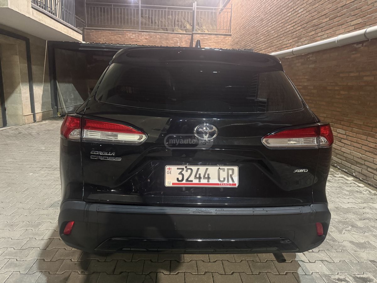Toyota Corolla cross - фото 4