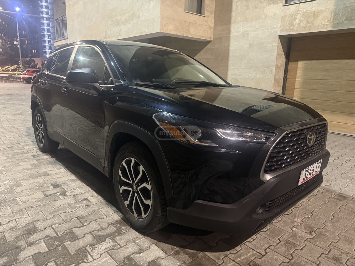 Toyota Corolla cross - фото 6