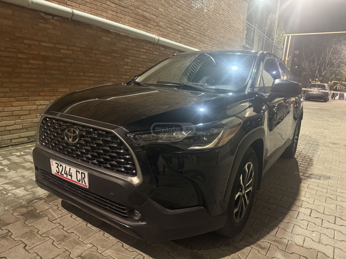 Toyota Corolla cross - фото 8