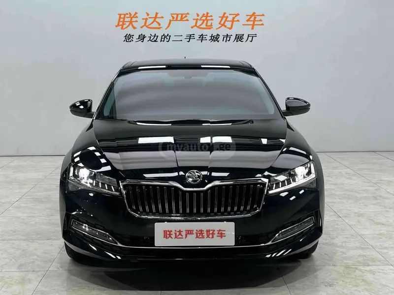 Skoda Superb 2024 — миниатюра 2