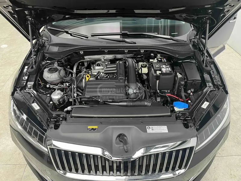 Skoda Superb 2024 — миниатюра 7