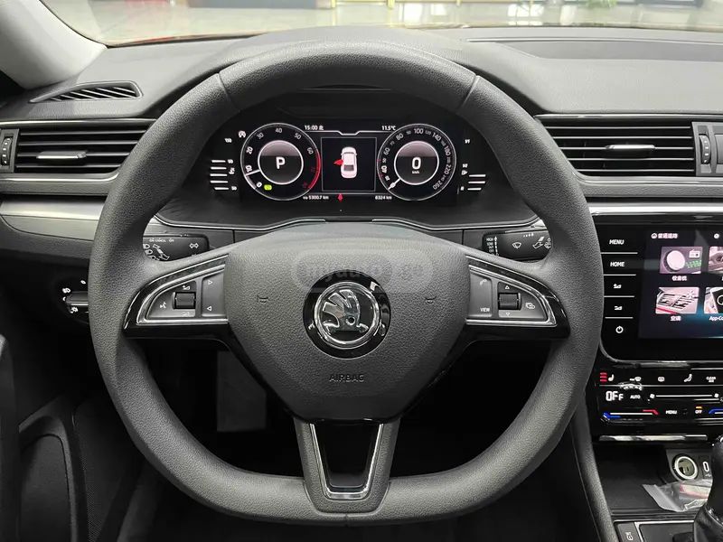 Skoda Superb 2024 — миниатюра 9