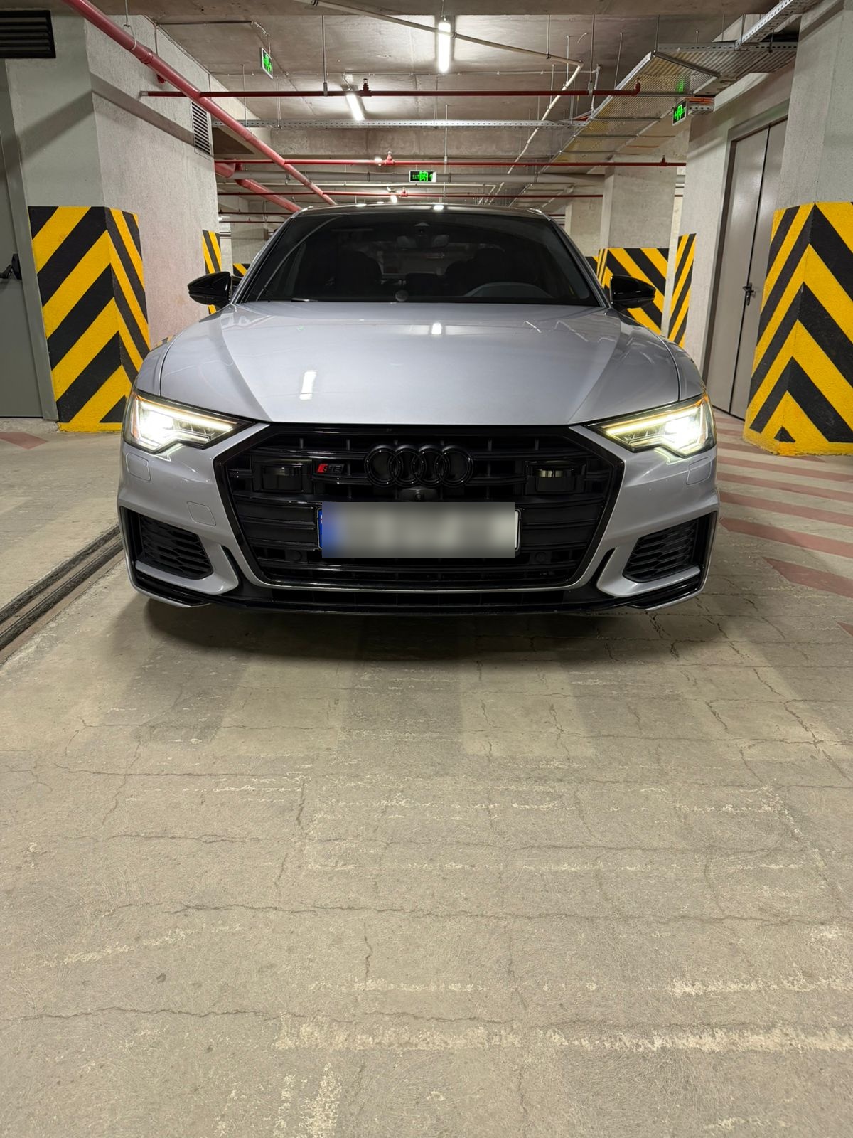 Audi S6 - фото 3