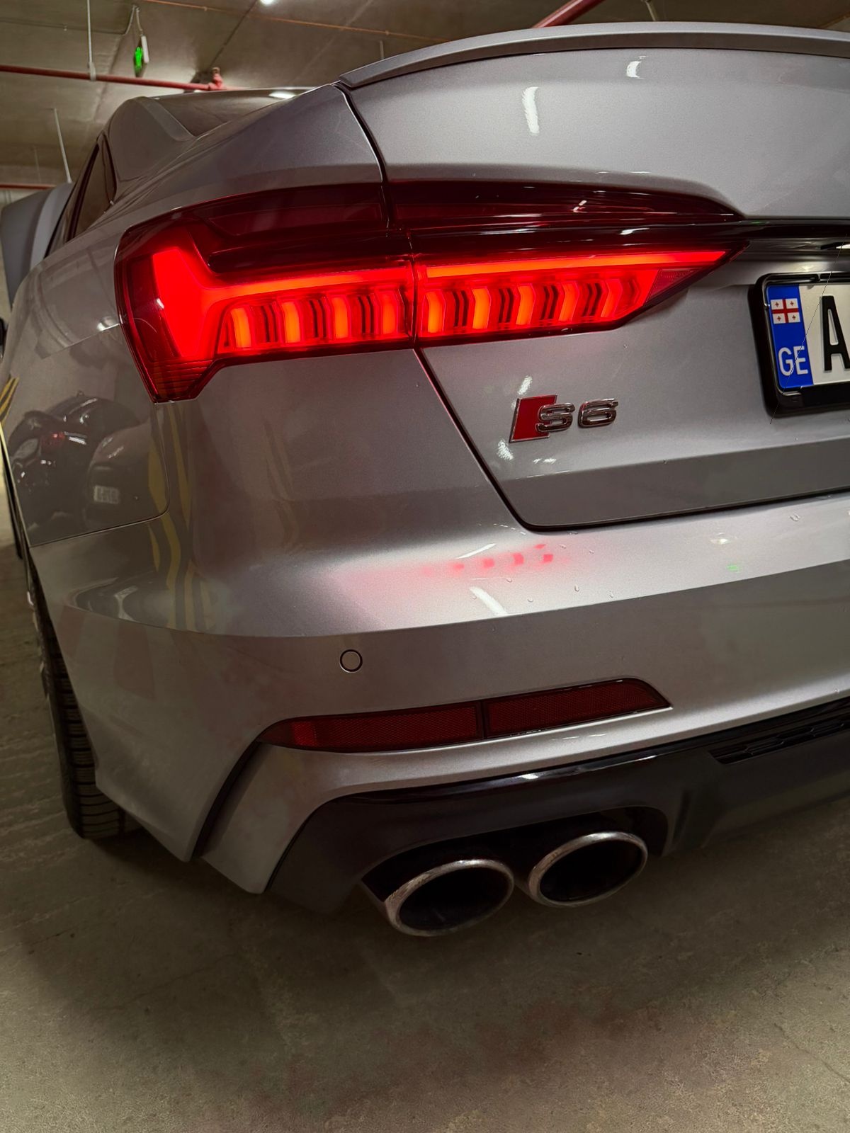 Audi S6 - фото 7