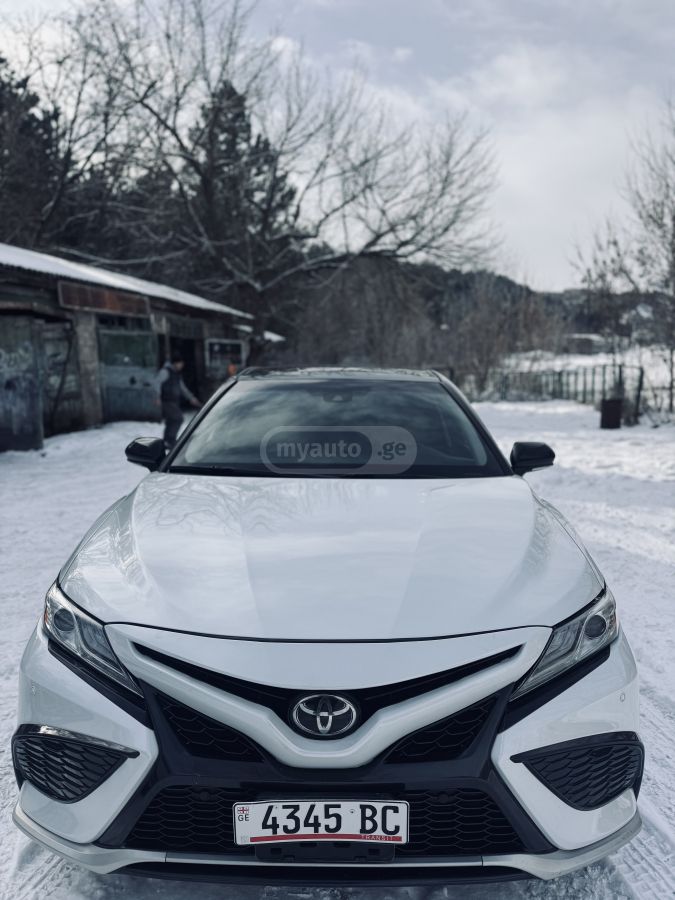 Toyota Camry - фото 12