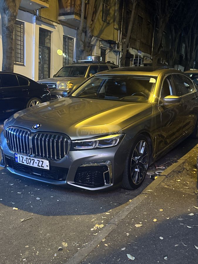 BMW 740 - фото 4