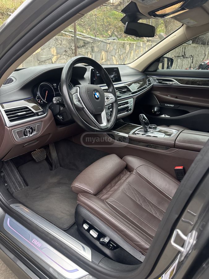 BMW 740 - фото 5