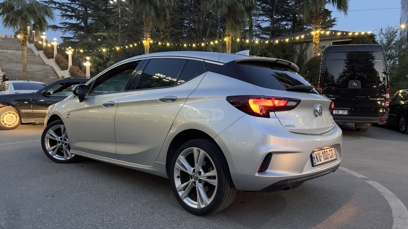 Opel Astra - фото 1