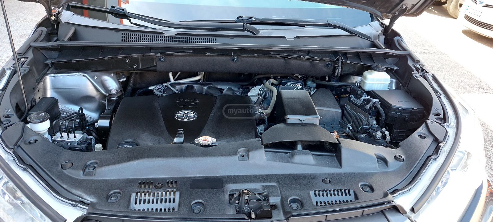 Toyota Highlander - фото 12