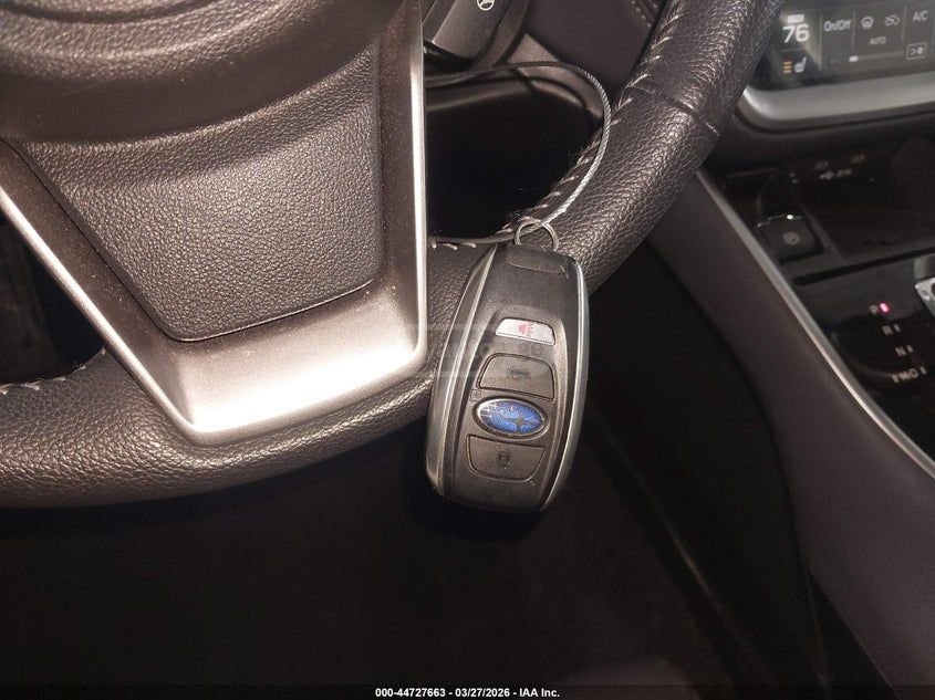 Subaru Outback - фото 10