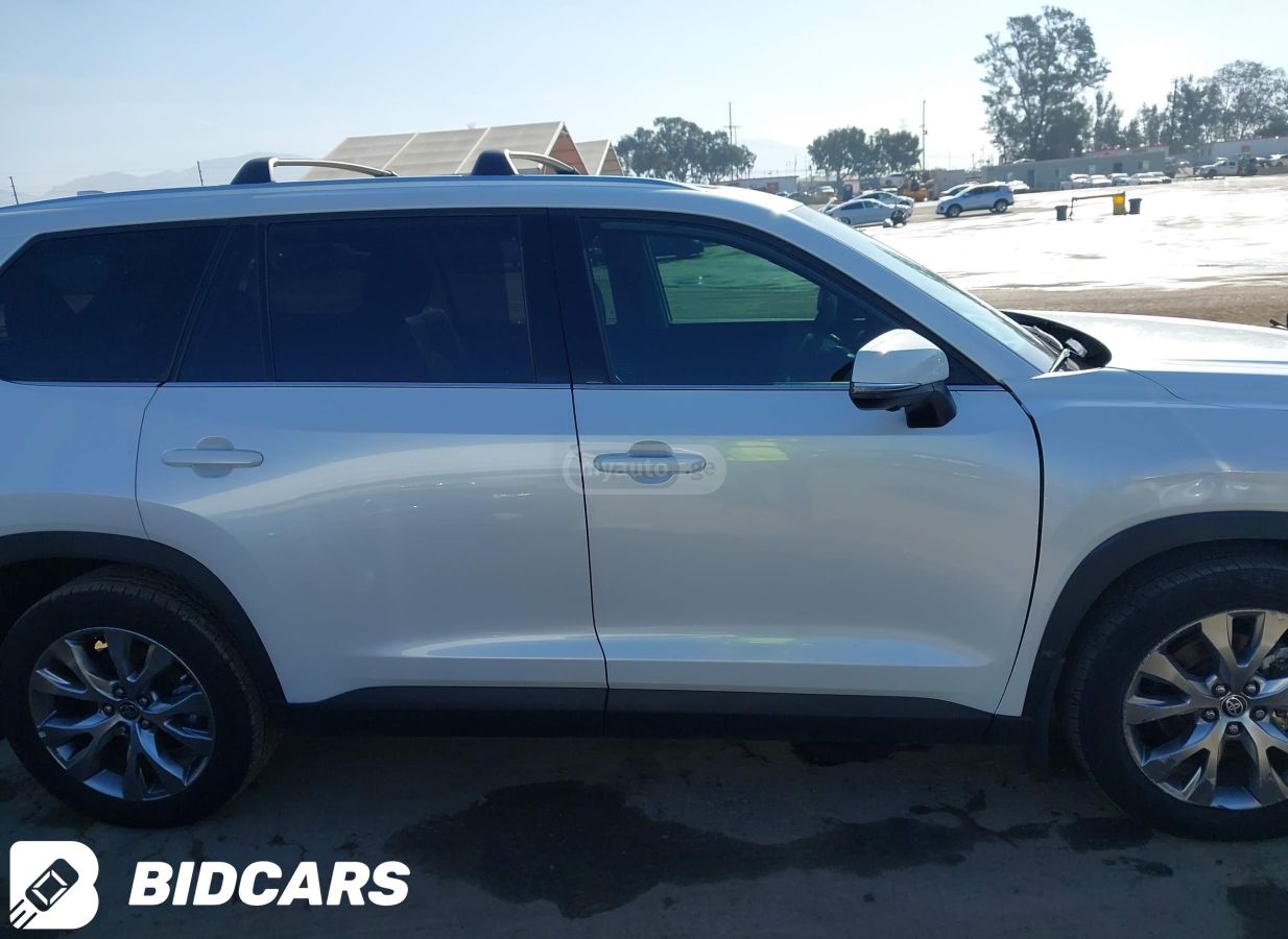 Toyota Grand Highlander - фото 3