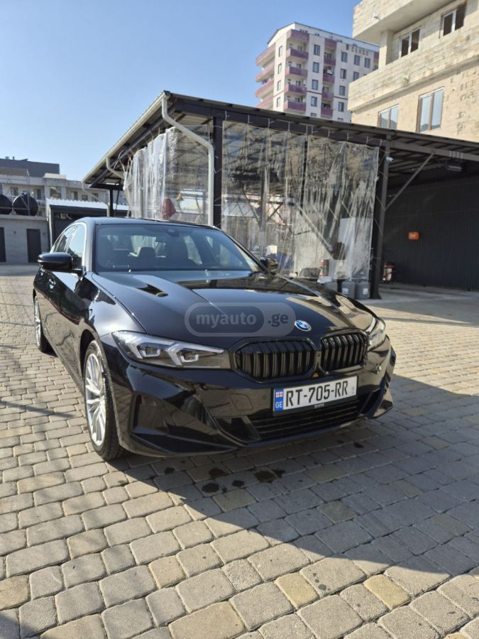 BMW xDrive 4dr All Wheel Drive Sed — миниатюра 1