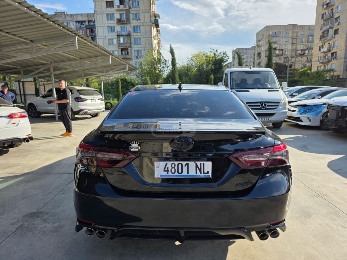 Toyota Camry - фото 8