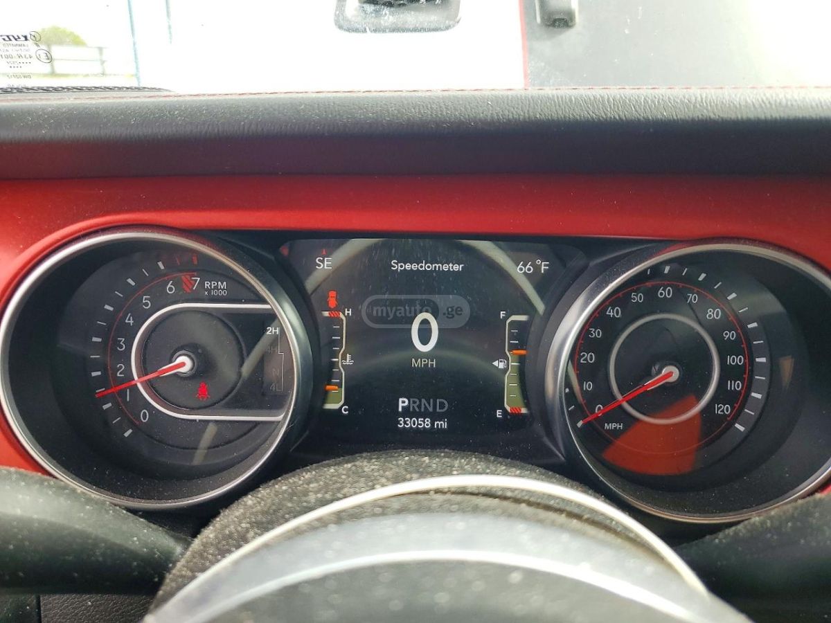 Jeep Wrangler - фото 9