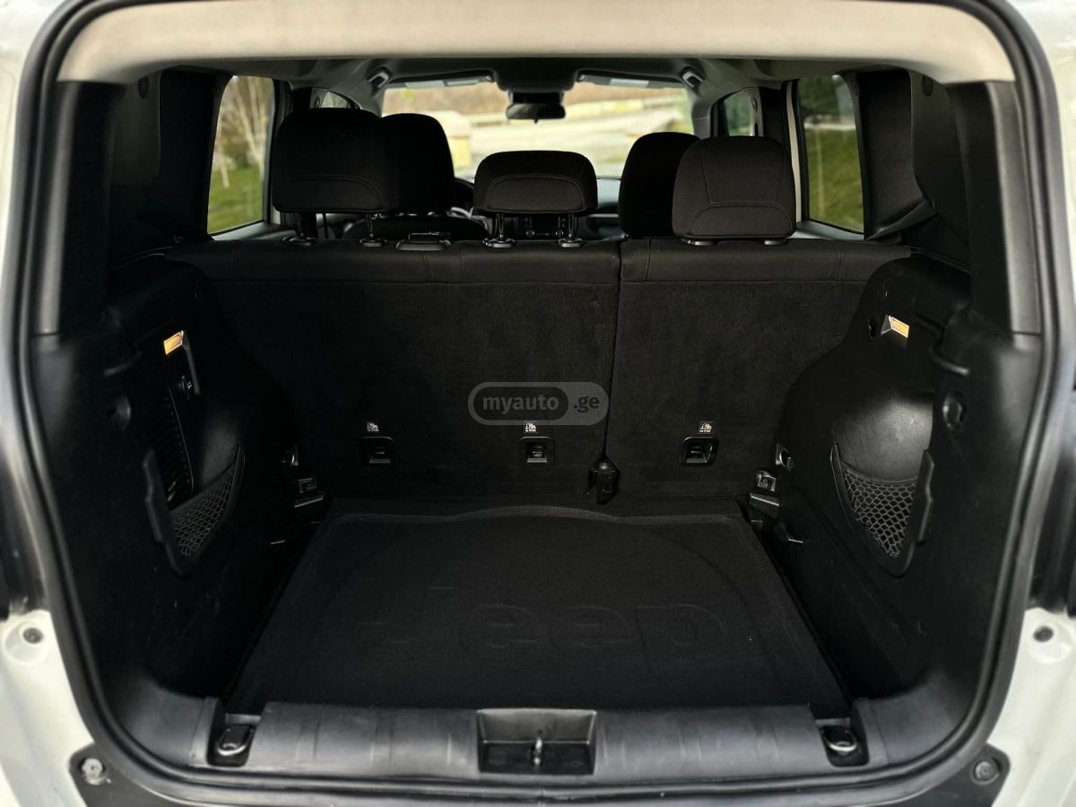 Jeep Renegade - фото 5