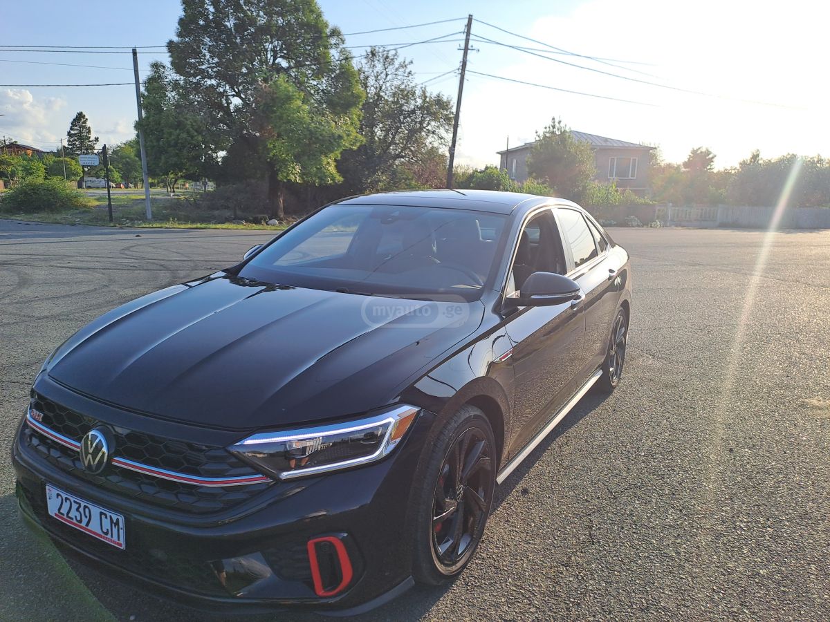 Volkswagen Jetta - фото 13