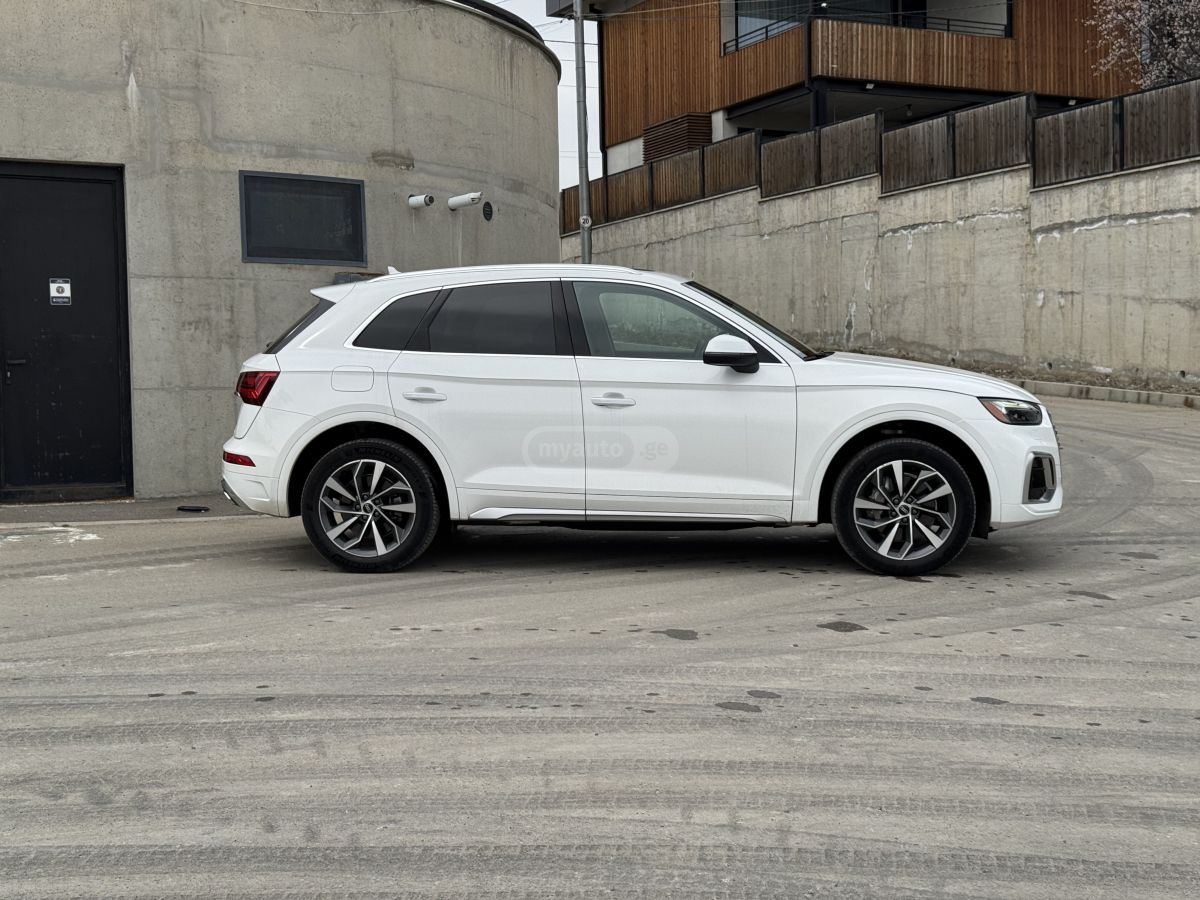 Audi 45 S line Premium 4dr All-Whee — миниатюра 2