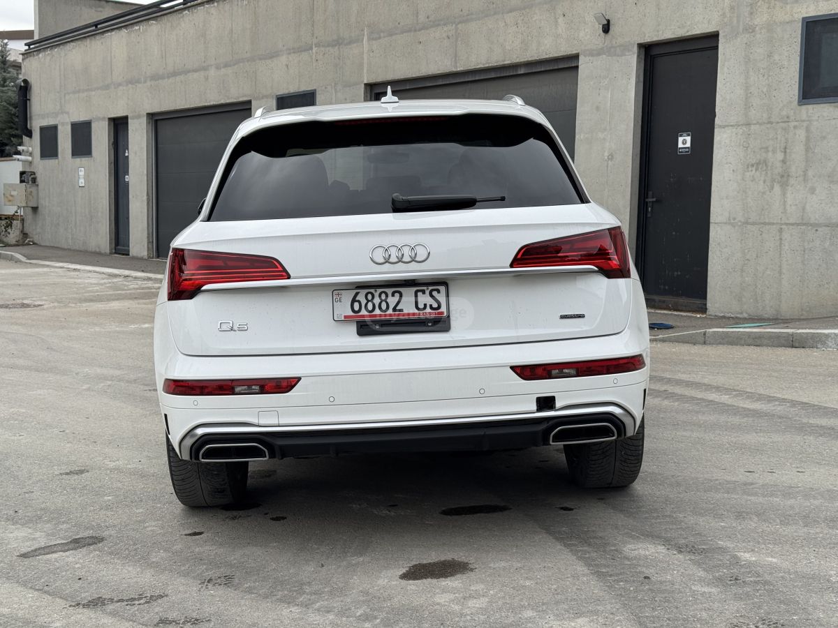 Audi 45 S line Premium 4dr All-Whee — миниатюра 5