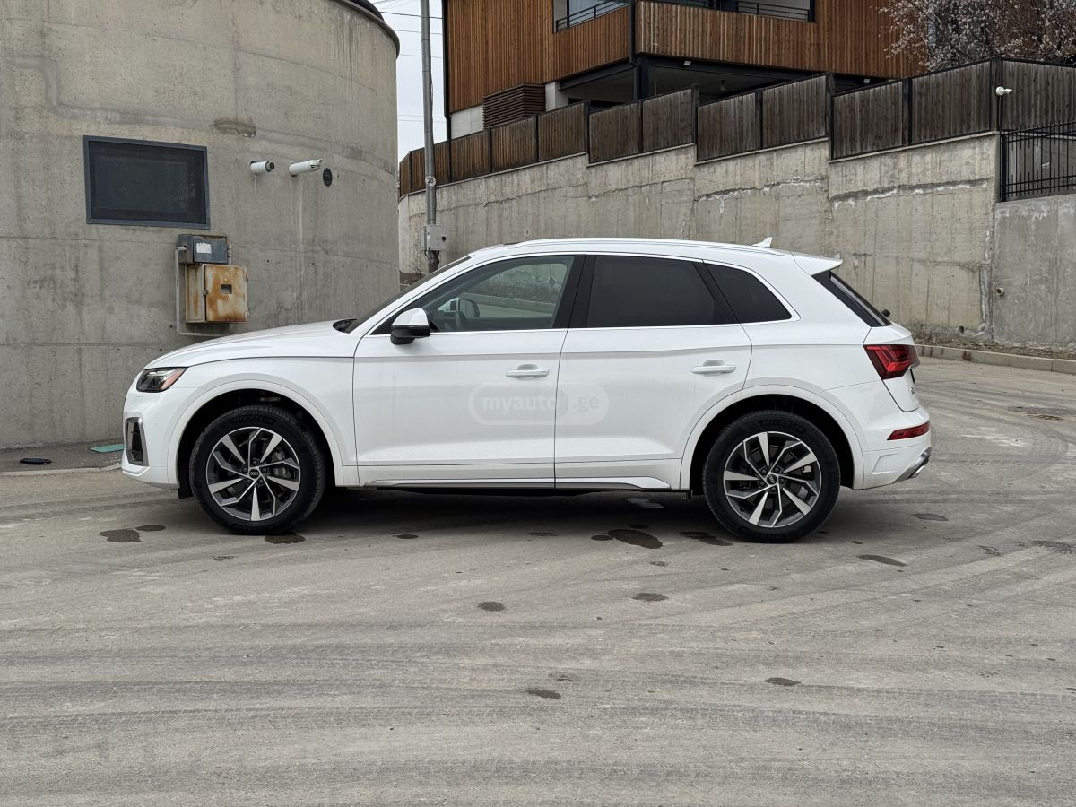 Audi 45 S line Premium 4dr All-Whee — миниатюра 6