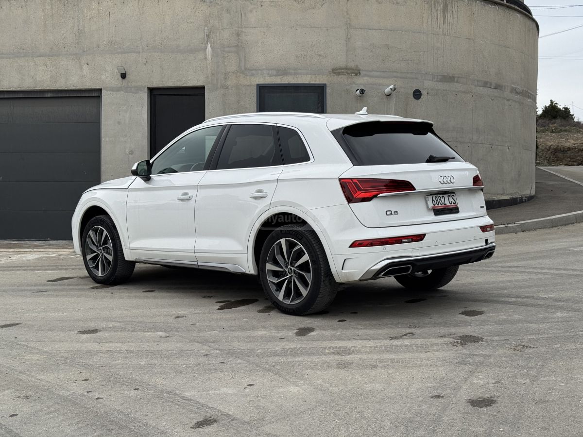 Audi 45 S line Premium 4dr All-Whee — миниатюра 7