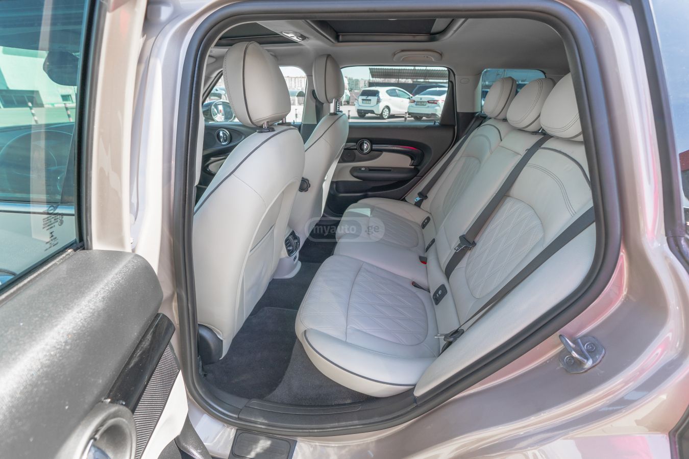 Mini Clubman - фото 8