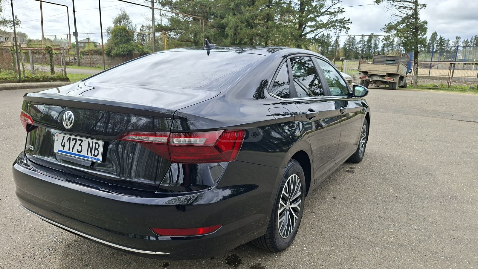 Volkswagen Jetta - фото 11