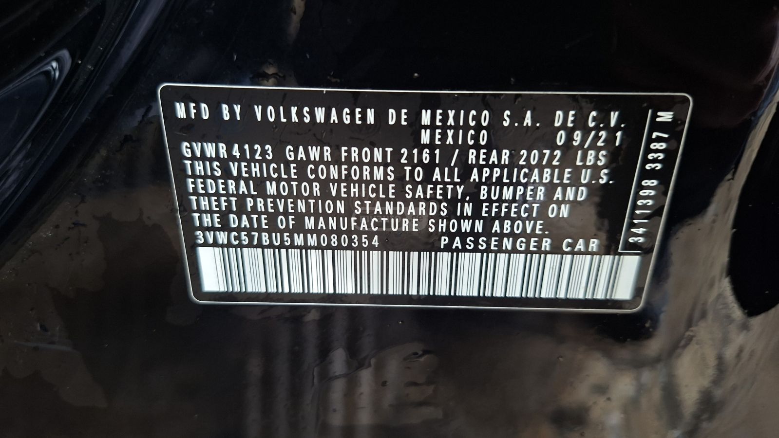 Volkswagen Jetta - фото 2