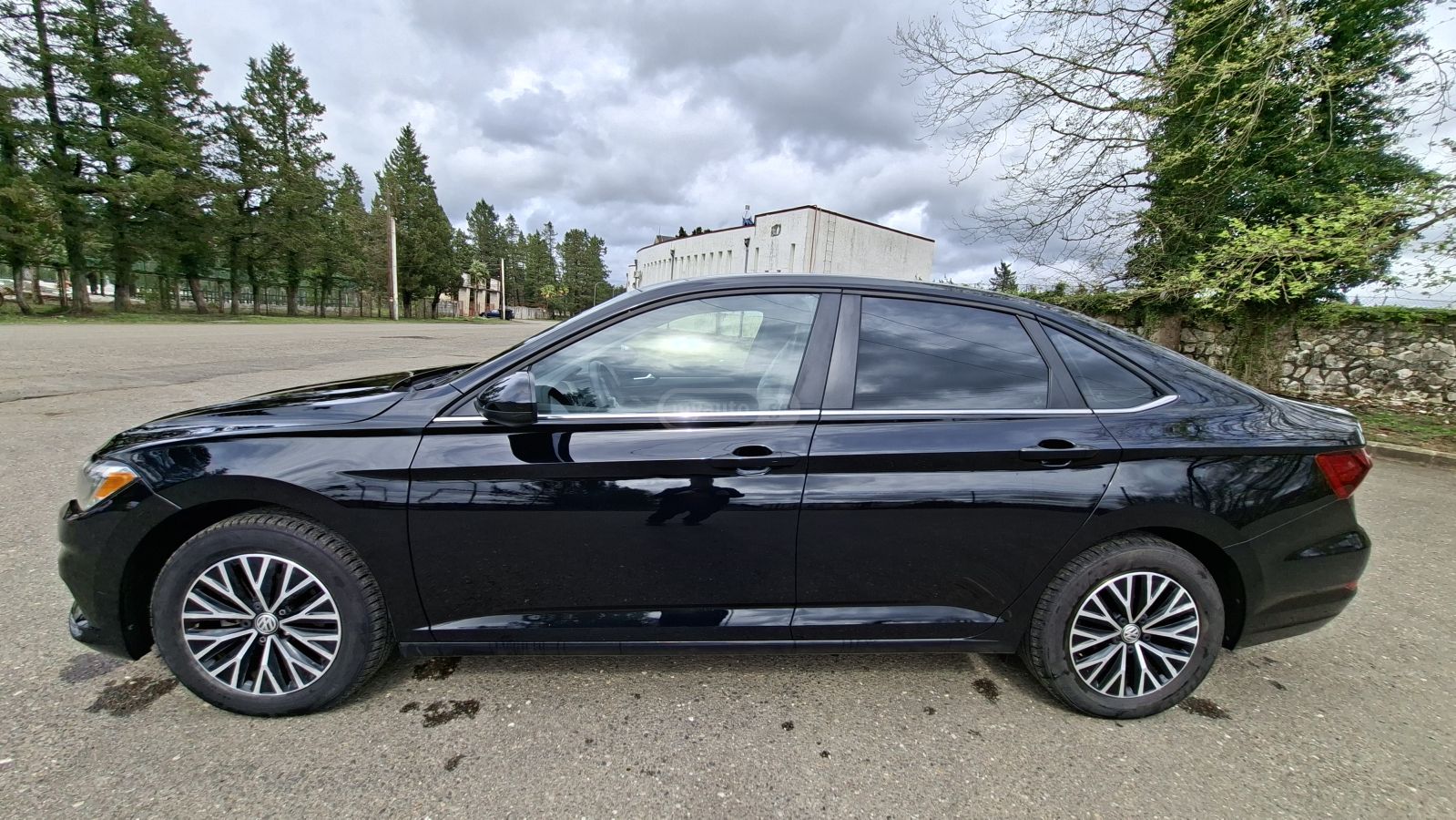 Volkswagen Jetta - фото 8
