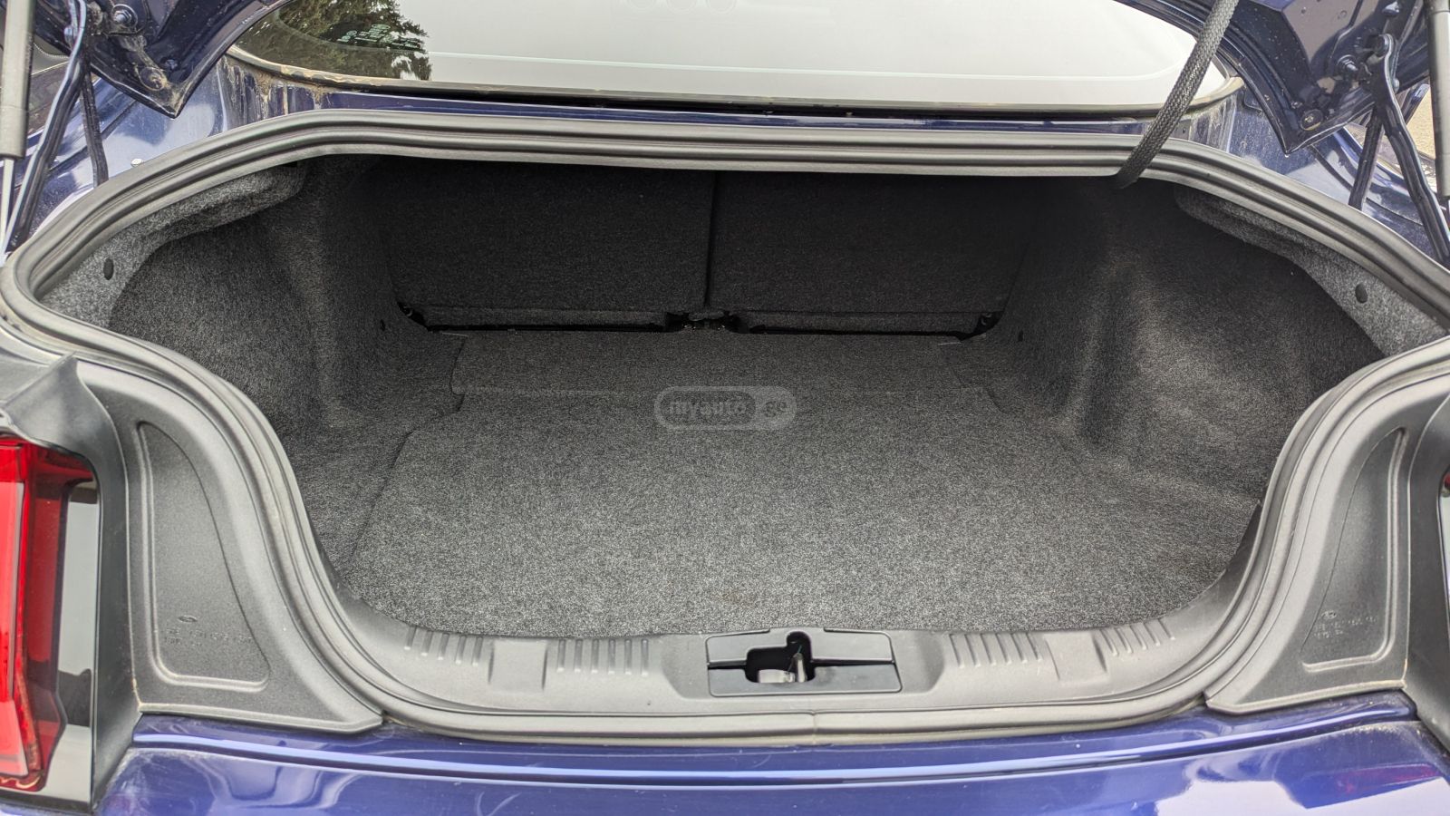 Ford Mustang - фото 12