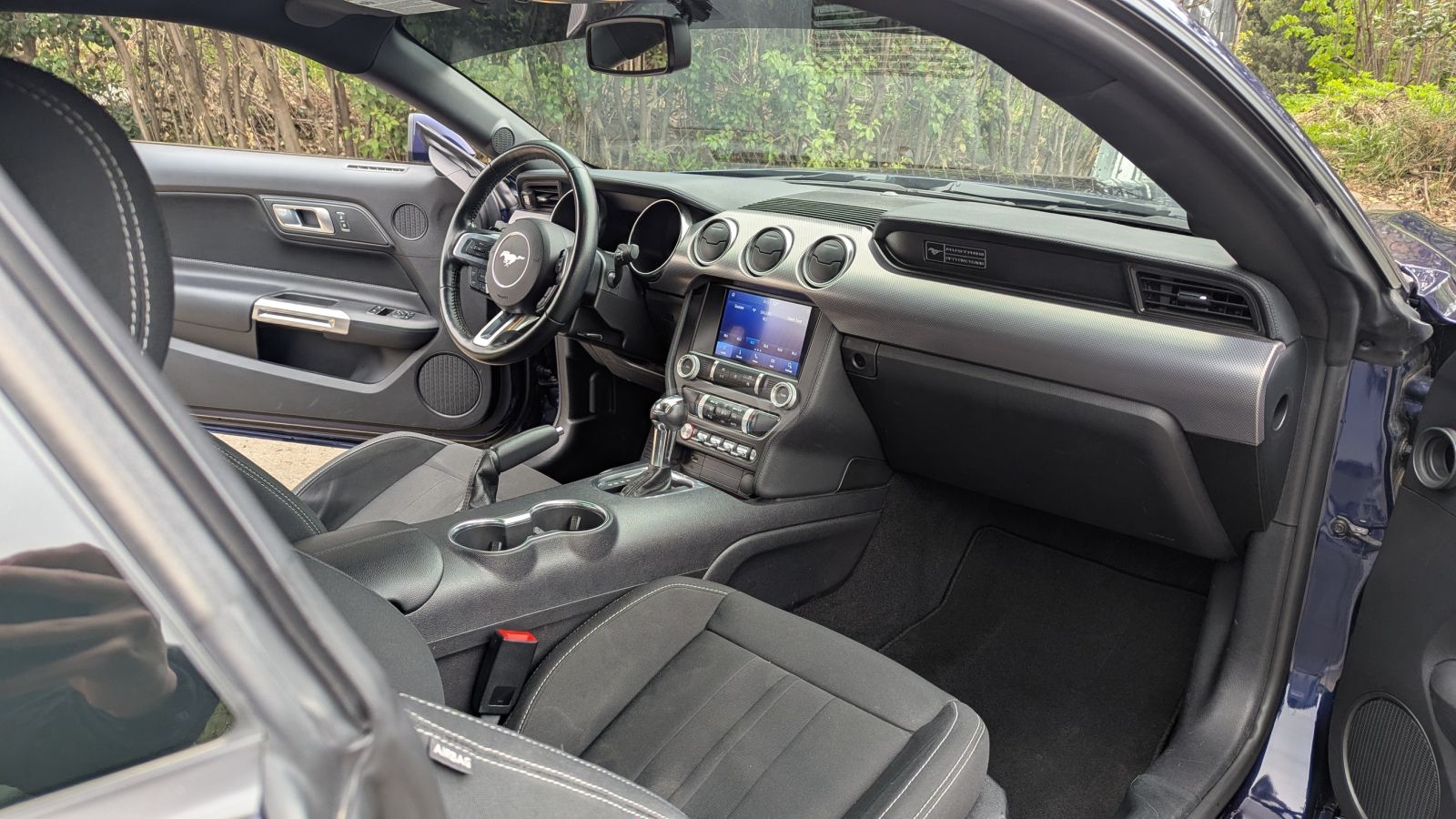 Ford Mustang - фото 9