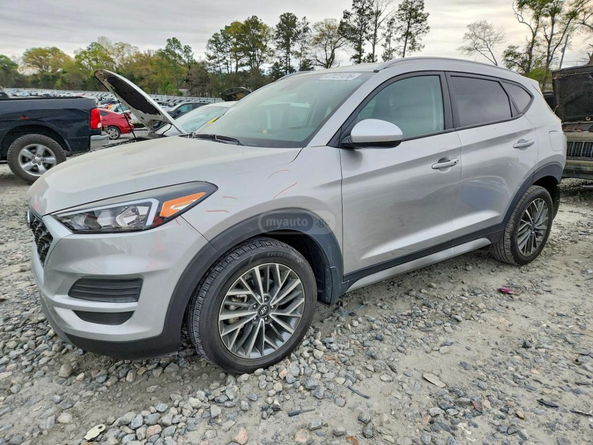 Hyundai Tucson - фото 1