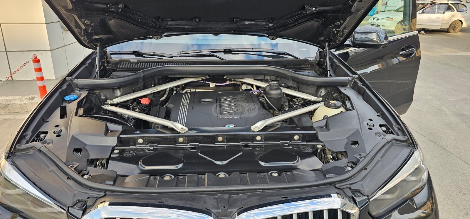 BMW X5 - фото 10