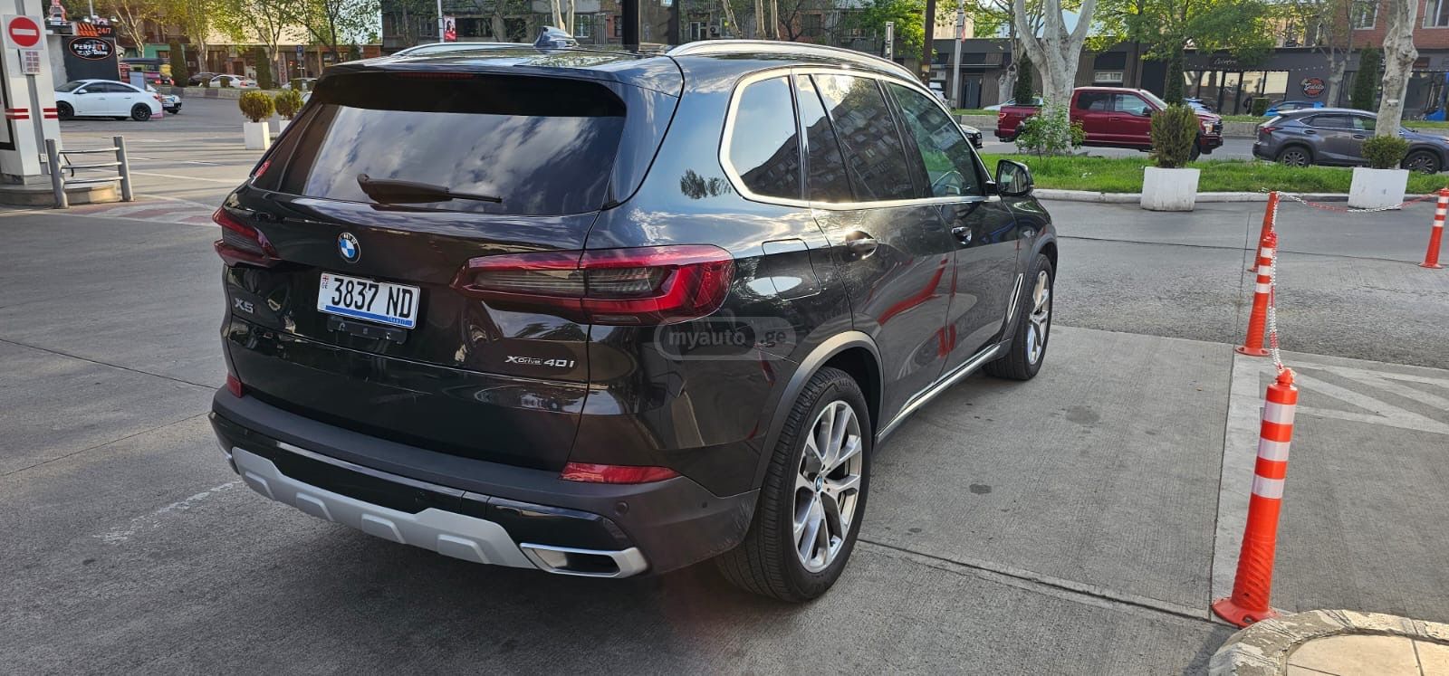 BMW X5 - фото 5