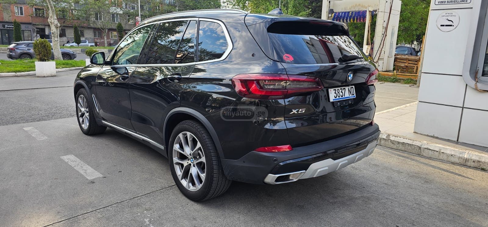 BMW X5 - фото 6