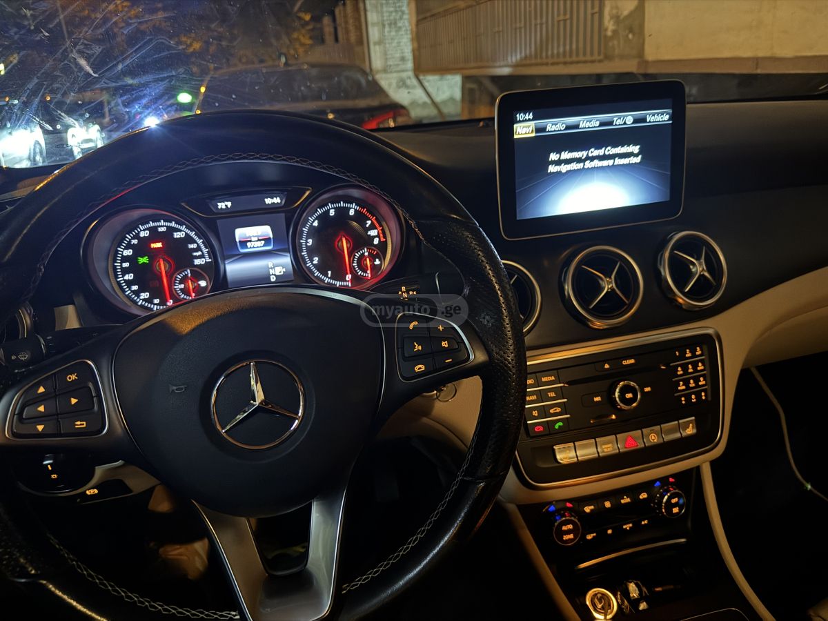 Mercedes-Benz GLA 250 - фото 4